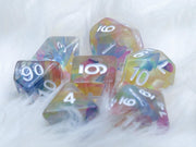 Polyset Dice | Dobbelstenen - Set Van 7 Stuks - Regenboog Rood Geel Groen Blauw Paars Transparant Wit | Voor D&D en Andere Rollenspellen | Plastic Dobbelstenen Set voor Dungeons and Dragons | Polyhedral Dice Set