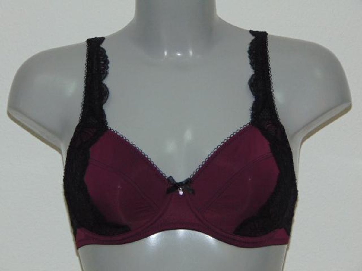 Cybéle Secret Diamond Paars - Beha Maat: 75B