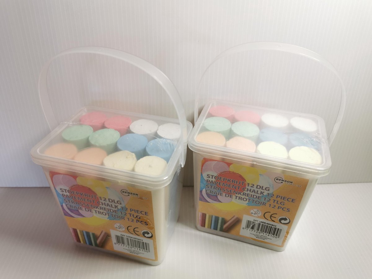 Voordeelpack: 2x Stoepkrijt Emmer van 12 stuks verschillende kleuren (2x12= 24stuks)