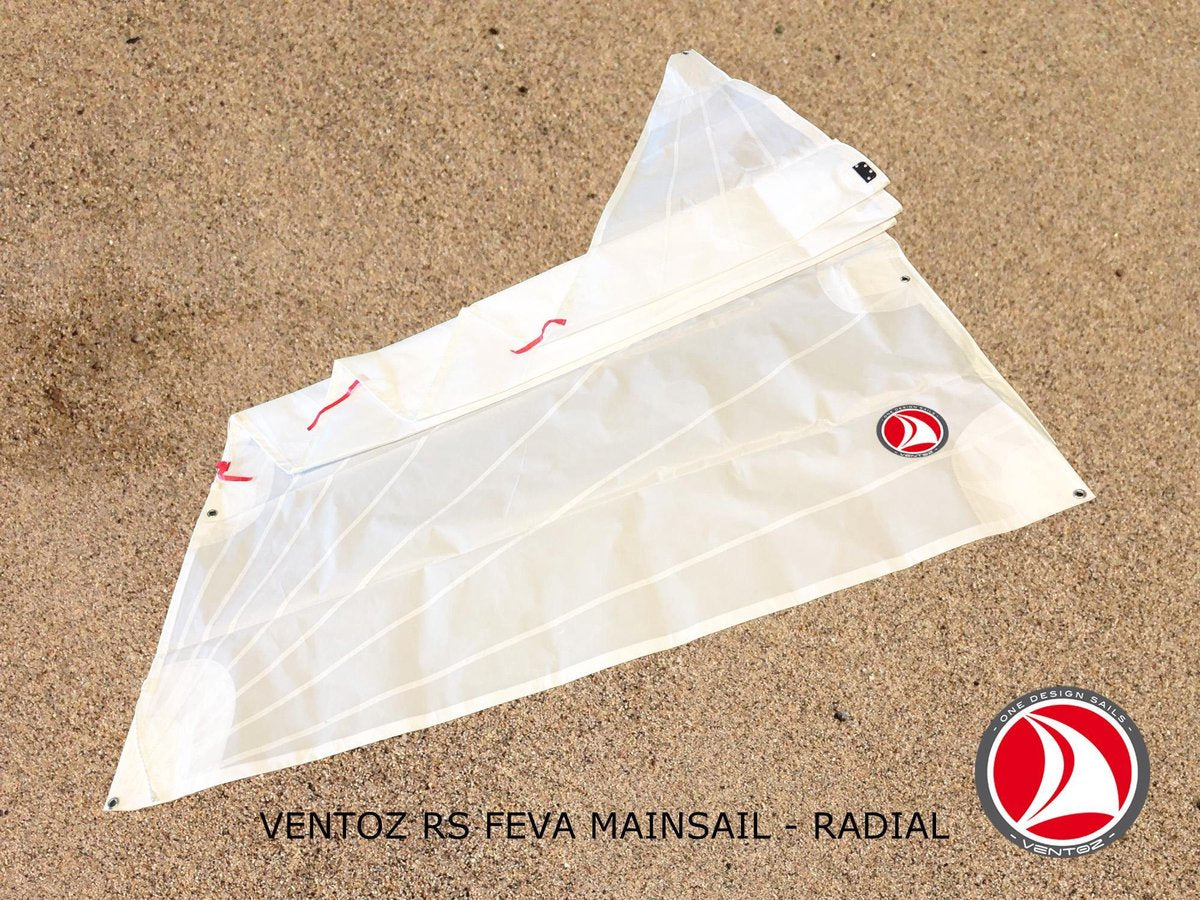 RS Feva  grootzeil -radial