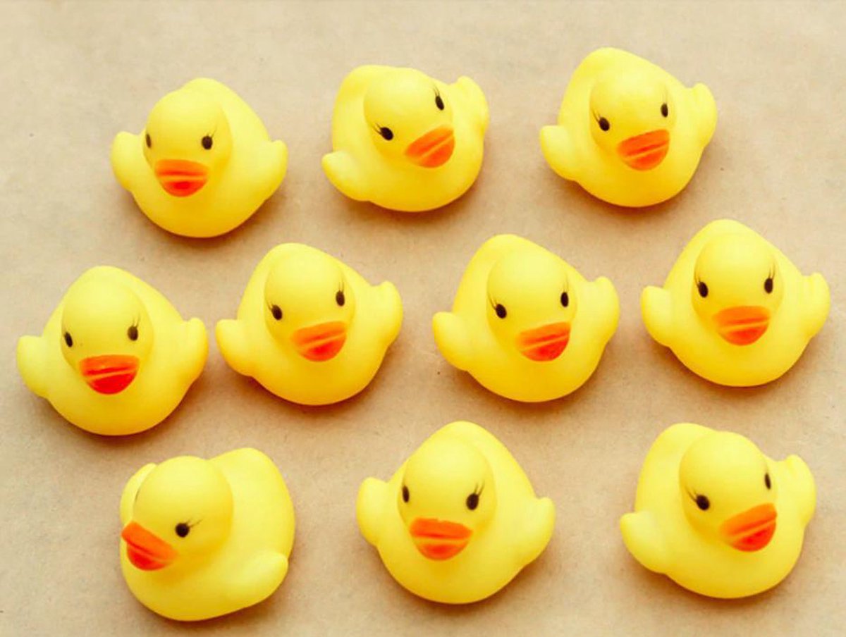 ProductGoods - 10x Leuke Mini Badeentjes - Kinderen - Drijvend - Badspeelgoed - Douche - Bad - Baby - Eend - badeend