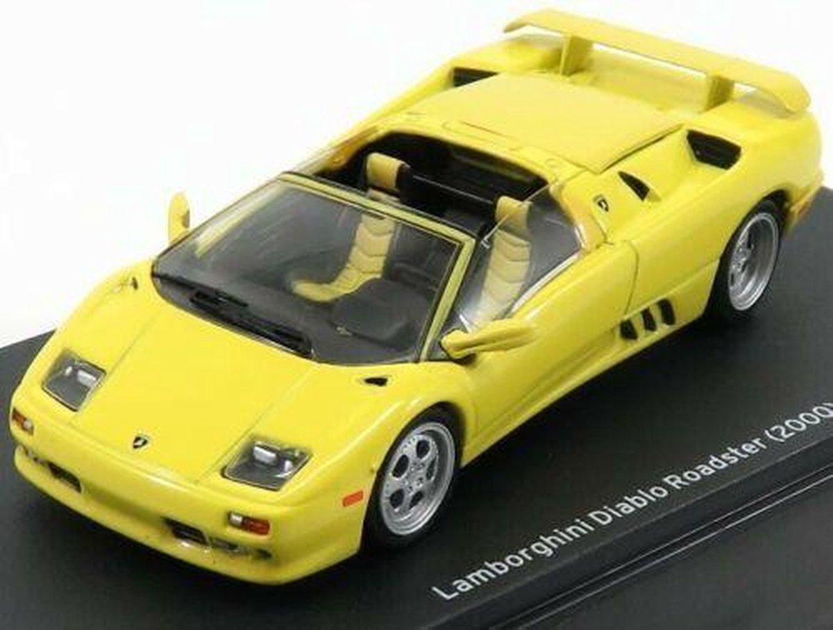 Lamborghini Diablo Roadster Spider 2001 Yellow