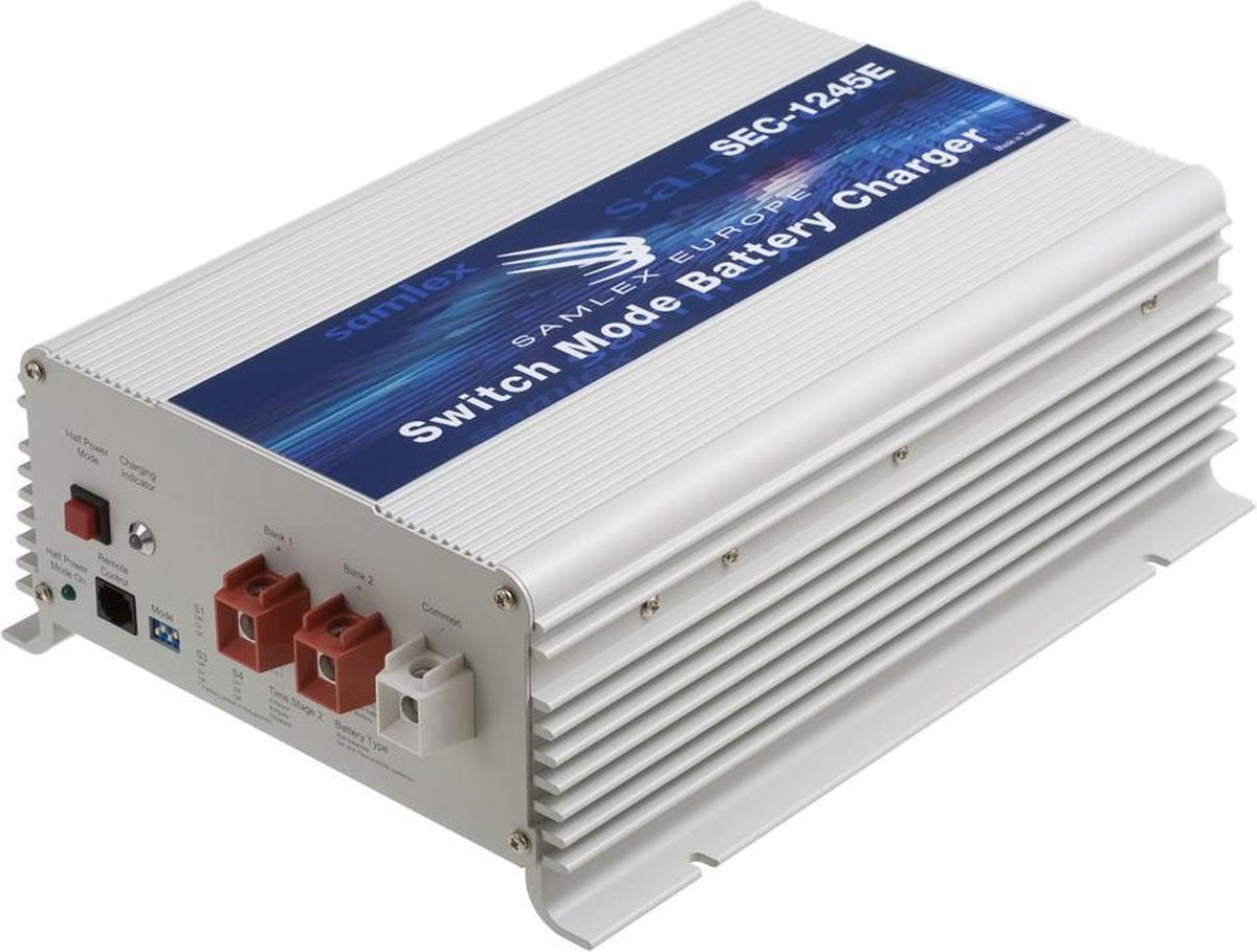Accuader Samlex SEC-1245E in 230V AC uit 14