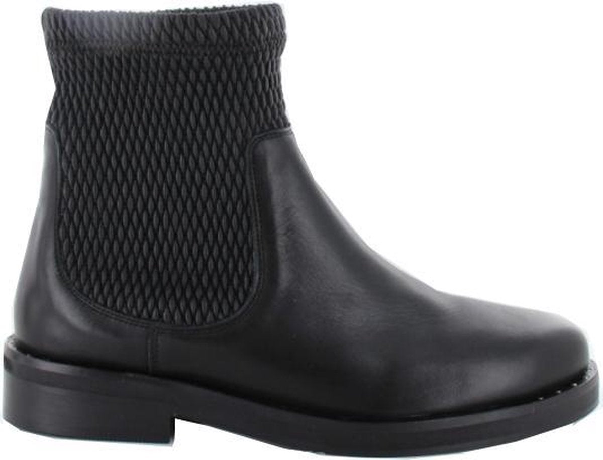 Tango | Pleun fat 57-a p.w shiny leather chelsea sock - black sole/studs welt | Maat: 40