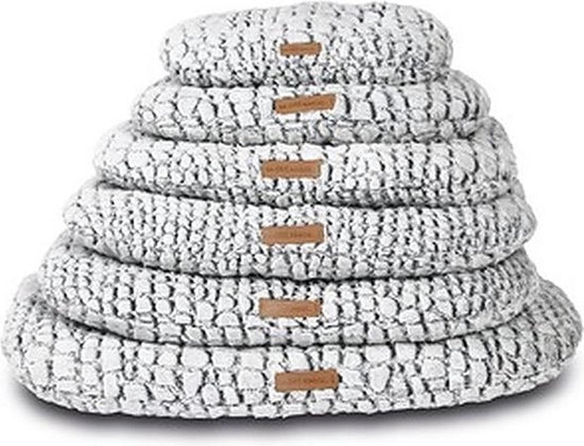 Hondenkussen - M-PETS snake oval cushion - Maat M: 75x50cm