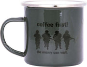 Fostex Emaille mok Coffee First!