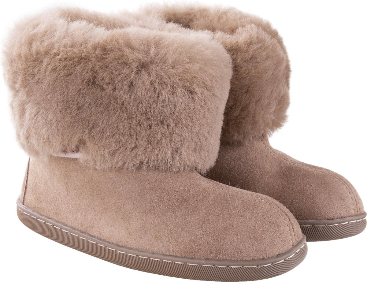 Donja HD schapenvacht pantoffels met zool  maat 40