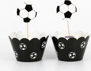 12 stuks cupcake omslagen + 12 toppers voetbal