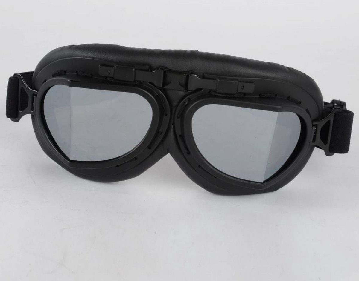 Zwarte pilotenbril zilver reflectie glas