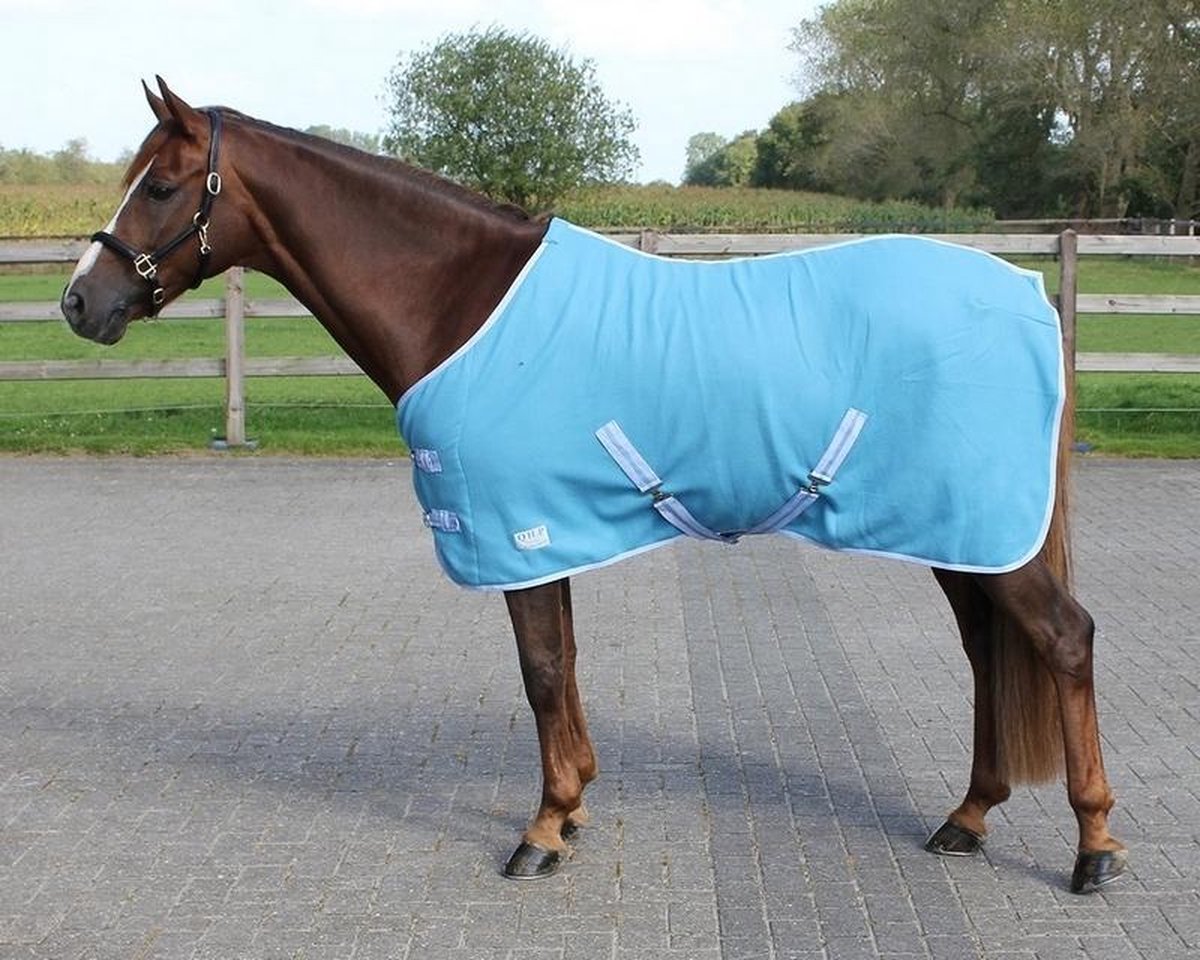 QHP Deken fleece color  145 Sky