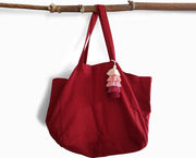 Duurzaam linnen shopper met handgemaakte tassel/ Minimalistische linnen draagtas met handvatten en zakje/grote sterke boho boodschappentas van linnen Bordeauxroodkleur/ duurzame cadeaus