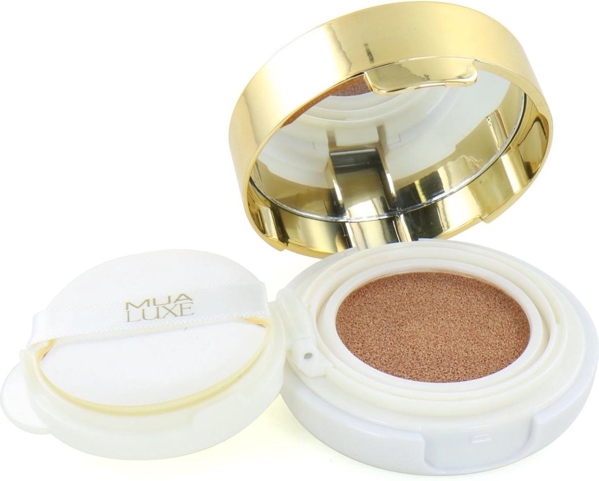 MUA Luxe Glow Beam Liquid Highlight Cusion - Gold