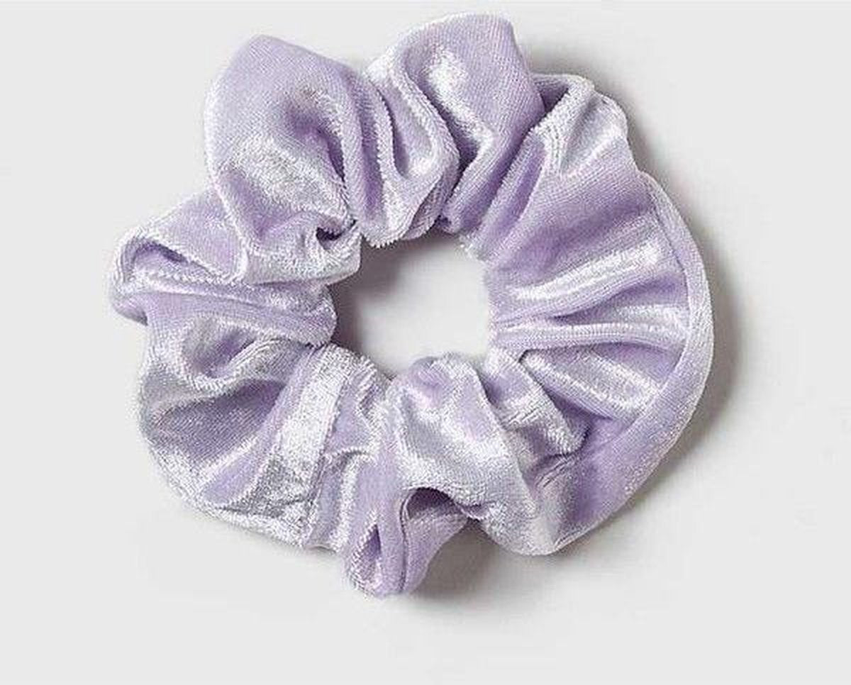 IRSA Scrunchie Velvet Light Purple - haarwokkel - Haarelastiek - Haaraccessoire (1 stuk)