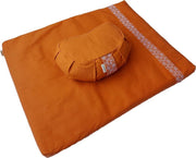 Meditatieset met kussen "crescent" (Oranje) |meditatiemat Zabuton en meditatiekussen|ethisch geproduceerd van 100% biologisch katoen (GOTS gecertificeerd) | Heeft 2 lagen | Verkrijgbaar in 6 natuurlijke kleuren