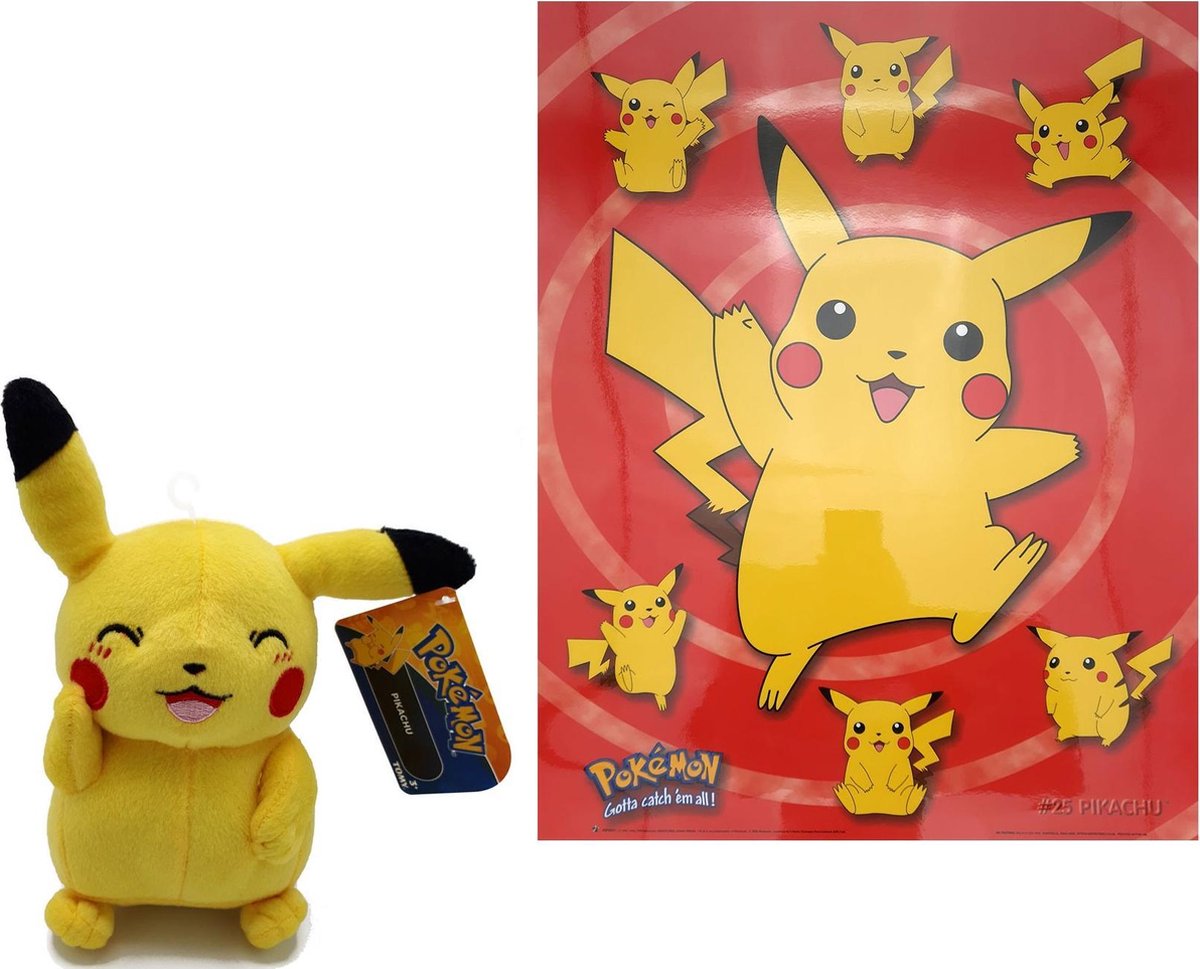 Pokemon Voordeelset - Pikachu Knipoog knuffel (20 cm) + Pikachu Poster (50x40 cm)