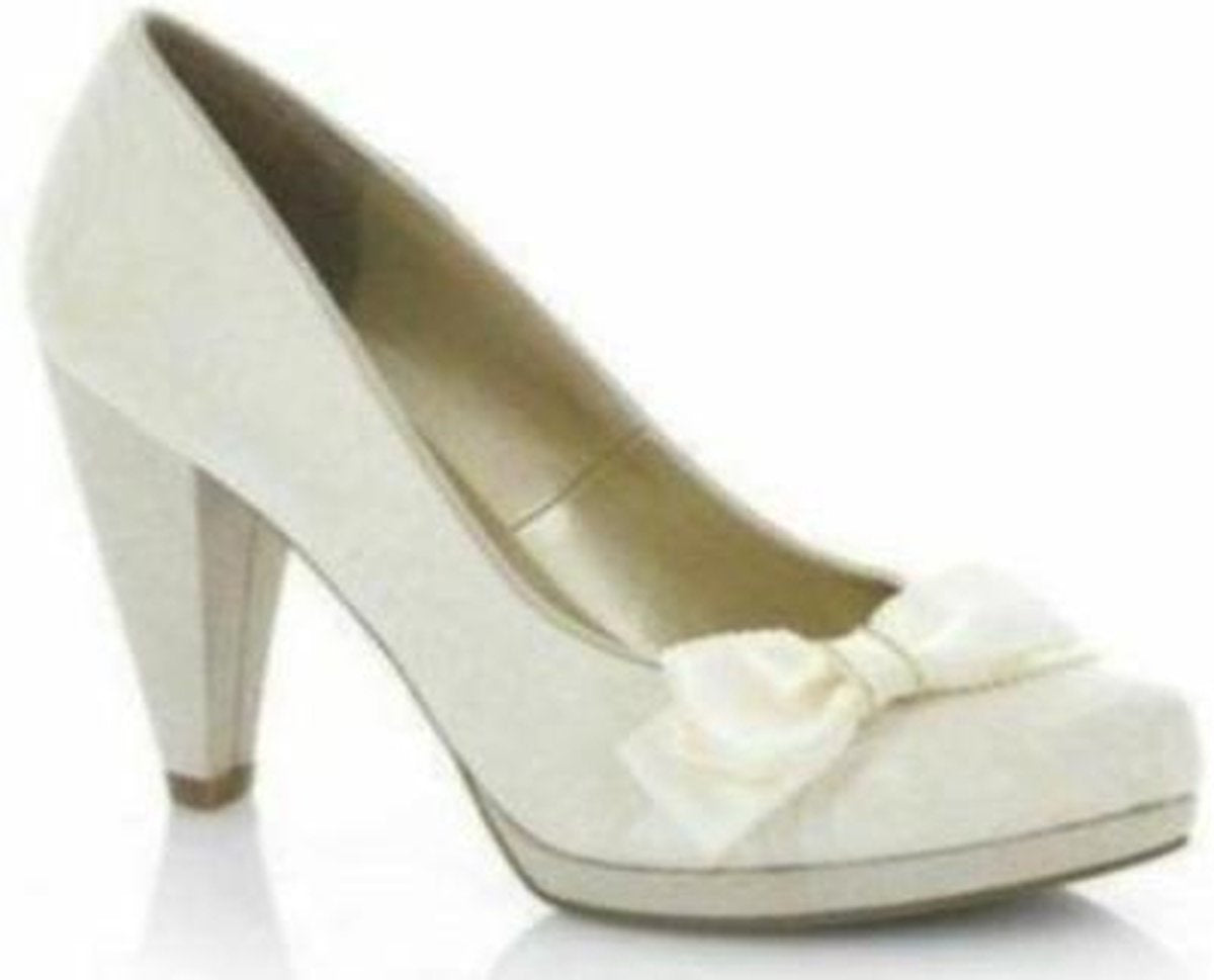 Susanna Cream in Swing Vintage Jaren 50 Stijl