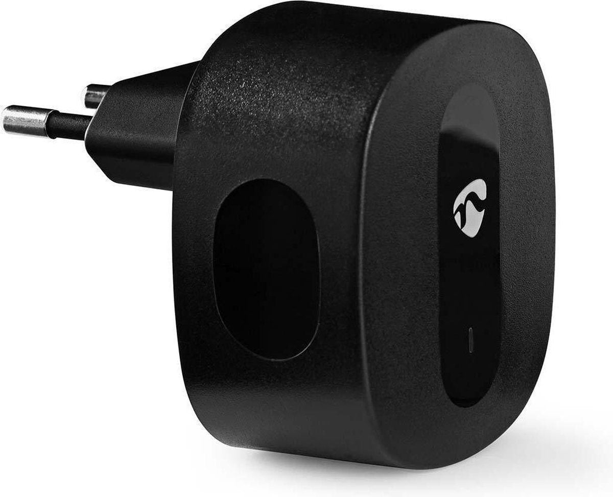 Wall Charger | 3.4 A | 2-outputs | USB-A & USB-C™ | Black