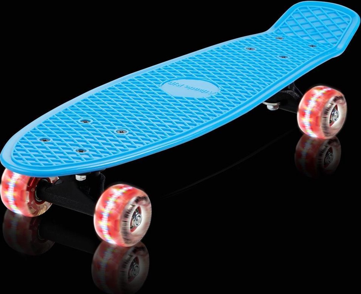 Skateboard Retro 57cm met LED wielen - blauw - rood - tot 100 kg belastbaar