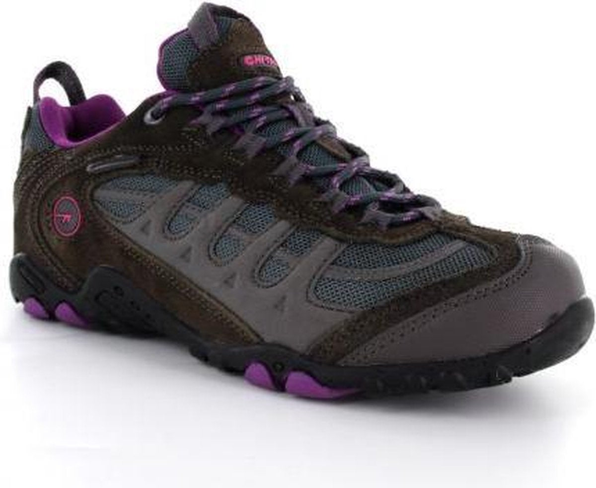Hi-Tec Penrith Low WP Wandelschoenen - Dames - Bruin