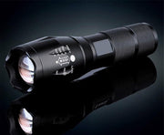 Militaire zaklamp - LED zaklamp - Inzoombaar - incl duracell AAA batterijen