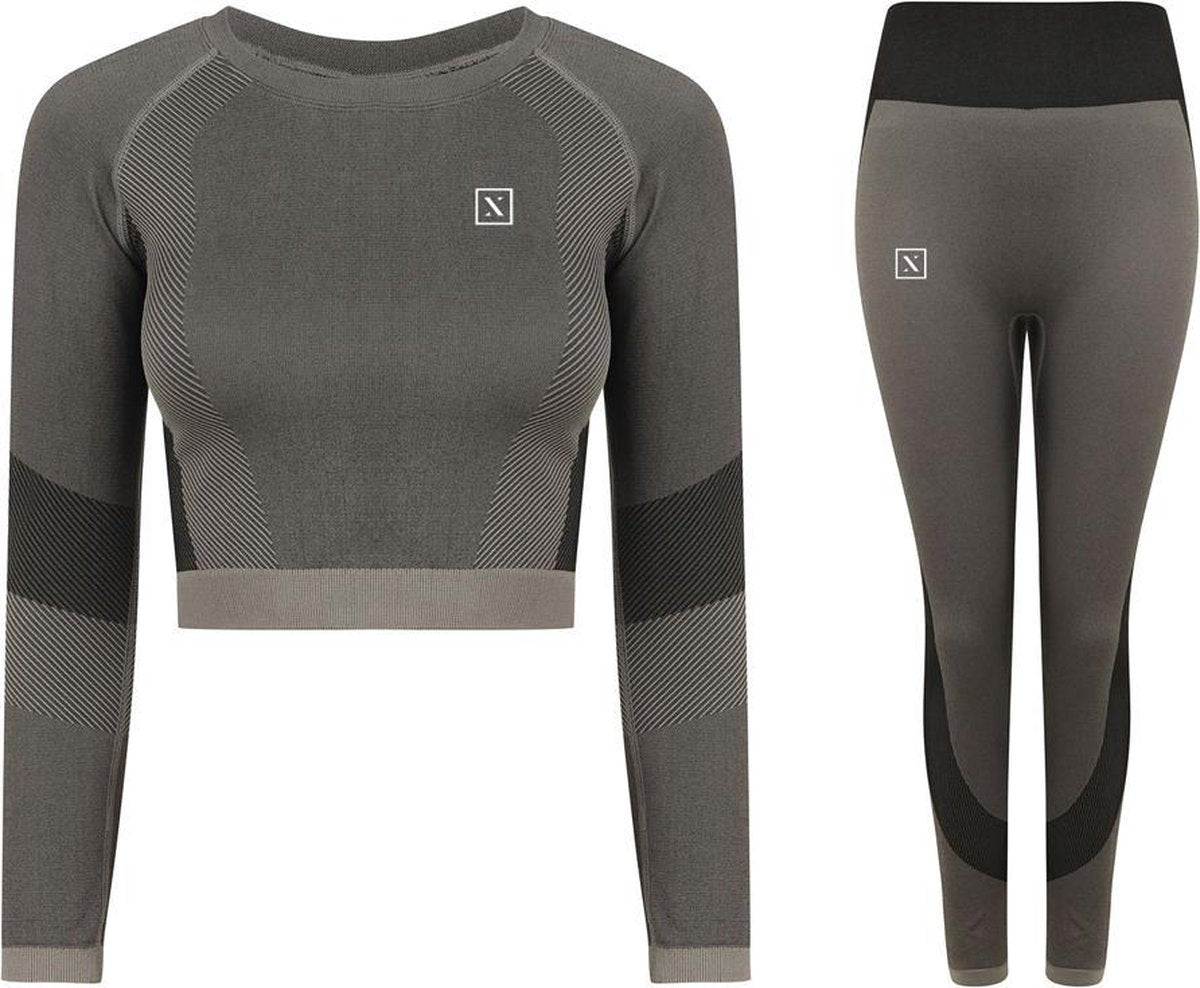 LXURY Tech Crop Trainingspak Maat XXS/XS - Grijs - Naadloze Sport Shirt - Naveltruitje - Dames Crop Top - Yoga & Fitness - Trainings outfit - Fitness top - Sport pak - Vrouwen Trainingspak Compleet