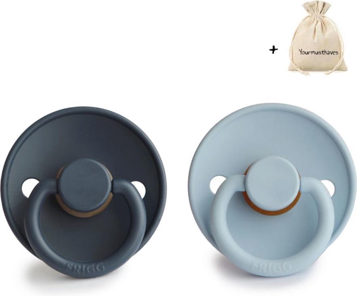 FRIGG | Fopspeen Duo | T1 | 0-6 maanden | Classic | Natuurrubber | Baby Blue + Slate | Met YOURMUSTHAVES speenzakje
