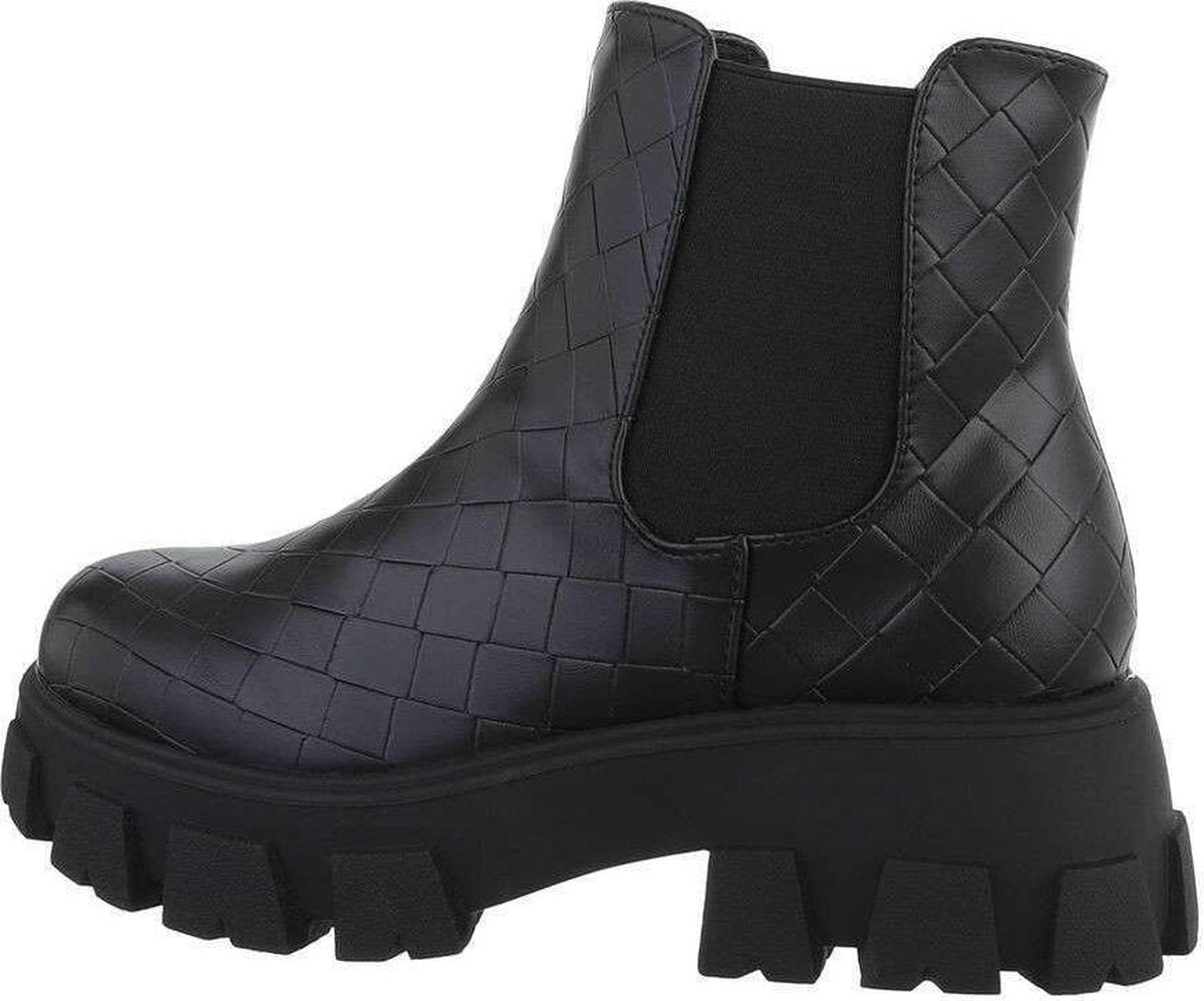 Chelsea boots met grove zool en details Zwart / 39
