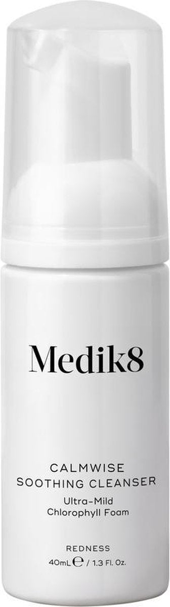 Medik8 Calmwise Soothing Cleanser Travelsize