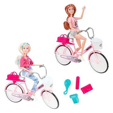 Lauren Modepop op Fiets met Accessoires
