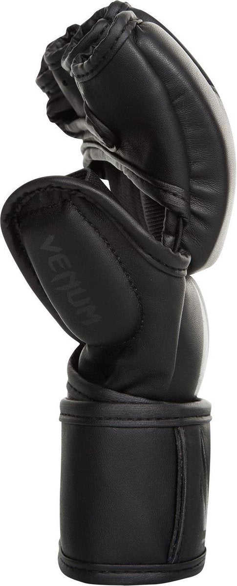 Venum Undisputed 2.0 MMA GLOVES Black / Black - Zwart - M