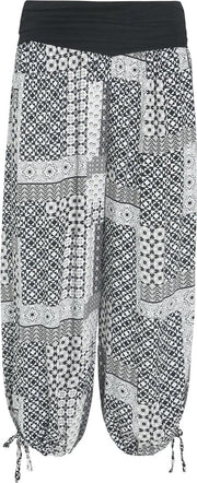 Cassis - Kuitbroek in viscose met tropische print - Zwart