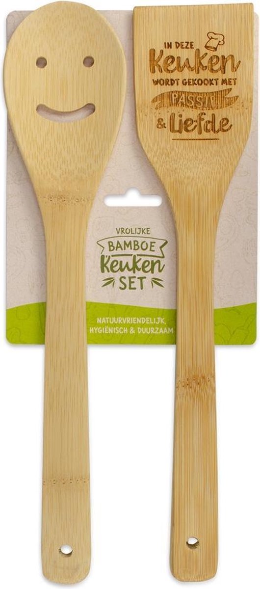 Bamboe keukenset met tekst In deze keuken wordt gekookt met passie en liefde