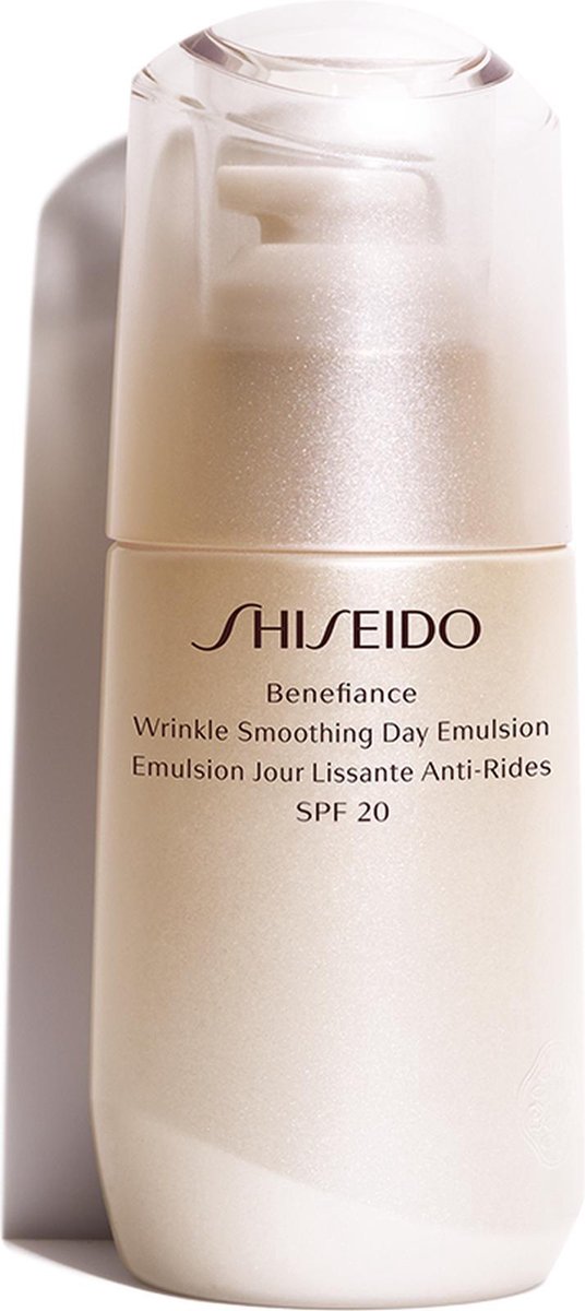 Shiseido Benefiance Wrinkle Smoothing Day Emulsion dagcrème 75 ml Gezicht