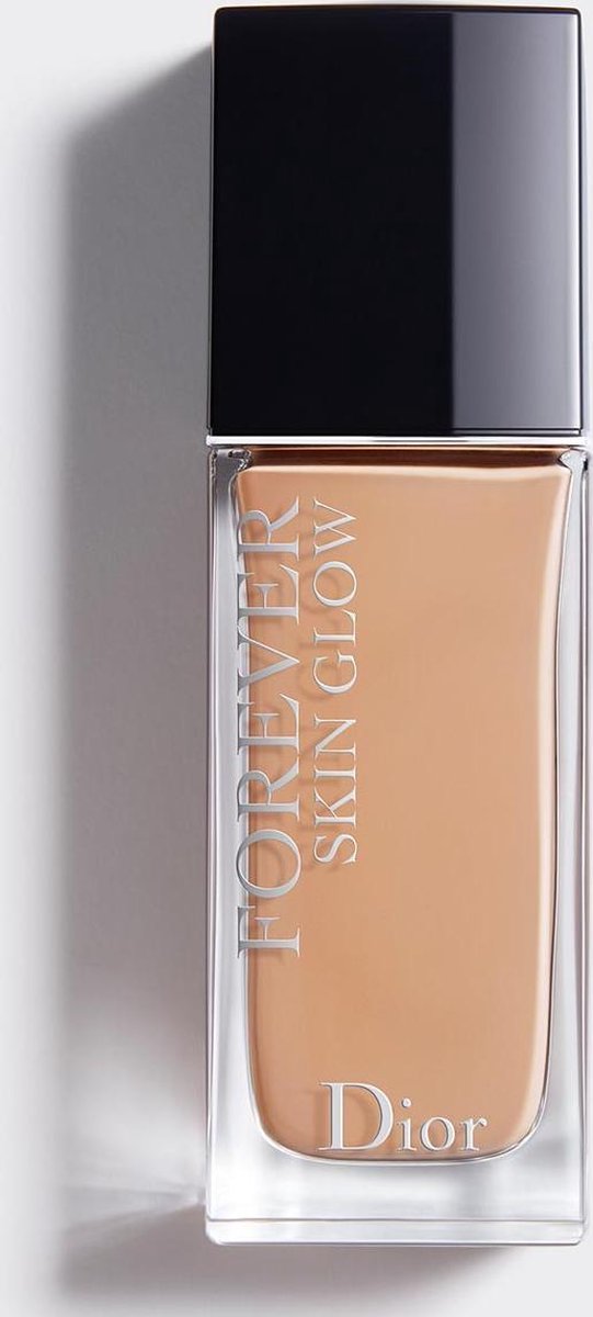 Dior Forever Skin Glow Foundation 3