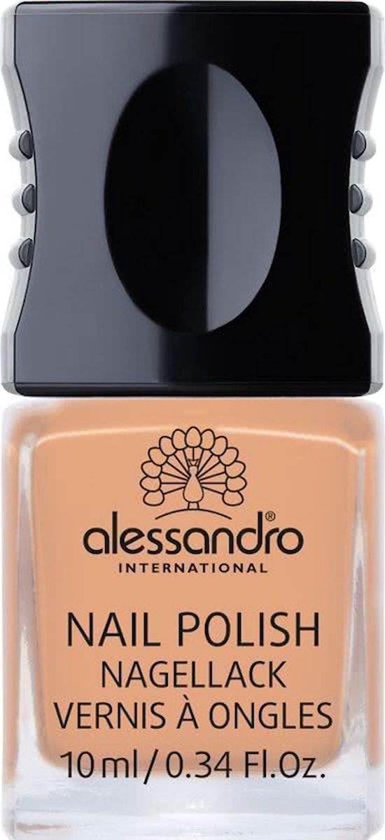 alessandro 901 Latte Macchiato nagellak 10 ml Beige Glans