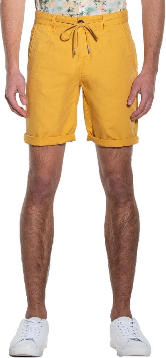 Victim Short Heren