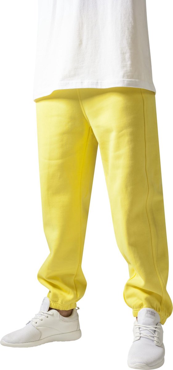 Urban Classics Basic Sweatpants Yellow 3XL
