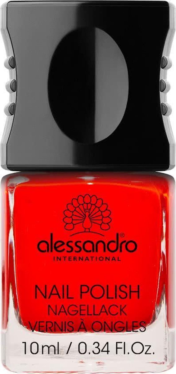 Alessandro Nail Polish - 12 Classic Red - 10 ml