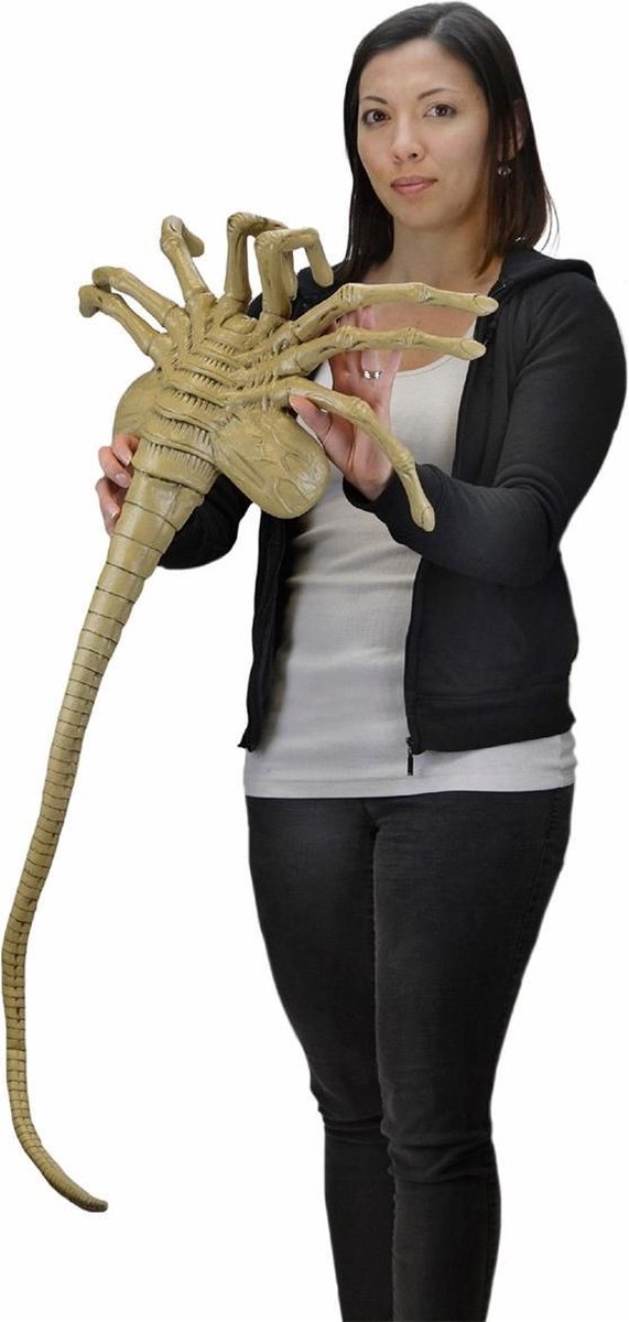 NECA Alien: Facehugger Life Sized Foam Replica