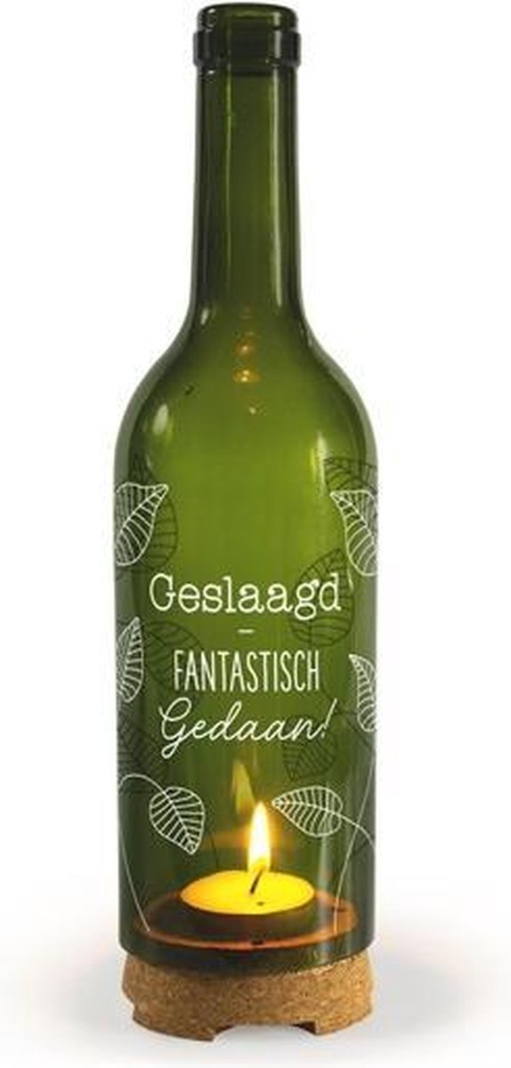 Geslaagd - Cadeau - Wijnfles met waxinelichtje - "Geslaagd Fantastisch gedaan!" - In cadeauverpakking met gekleurd krullint