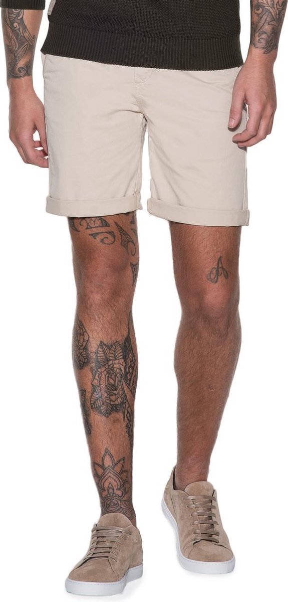 Victim Short Heren