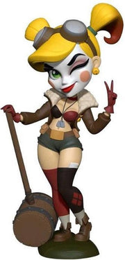 DC Comics: Bombshells - Harley Quinn with Hammer Vinyl Figure