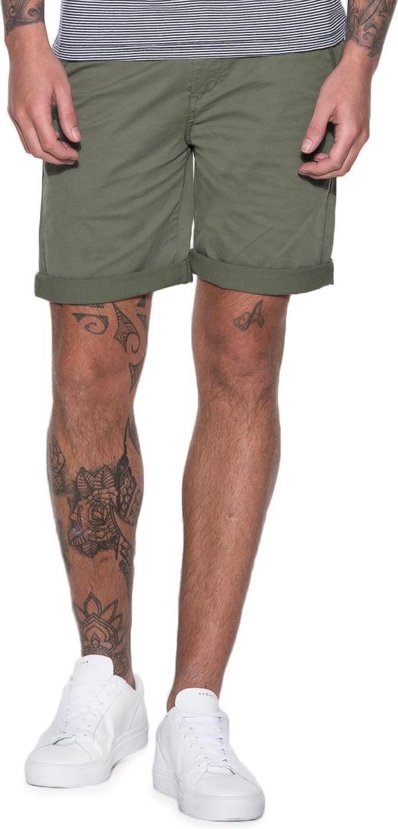 Victim Short Heren