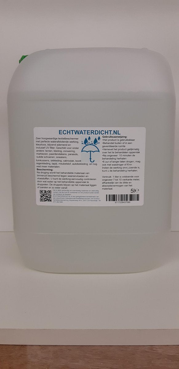 ECHTWATERDICHT.NL voor tenten. 5 Liter. ECHT WATERDICHT is een zeer hoogwaardige textielbeschermer met perfecte waterafstotende werking
