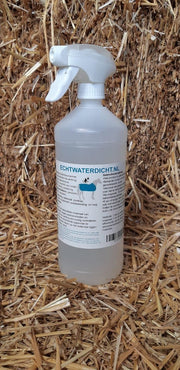 ECHTWATERDICHT 1 Liter voor paardendekens is een zeer hoogwaardige textielbeschermer met perfecte waterafstotende werking