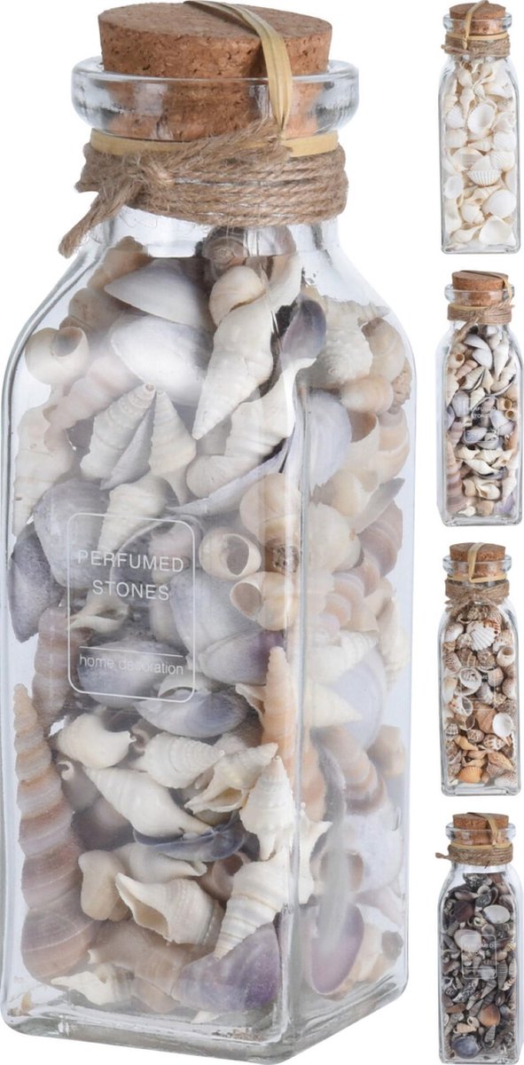 Schelpen klein in glazen fles
