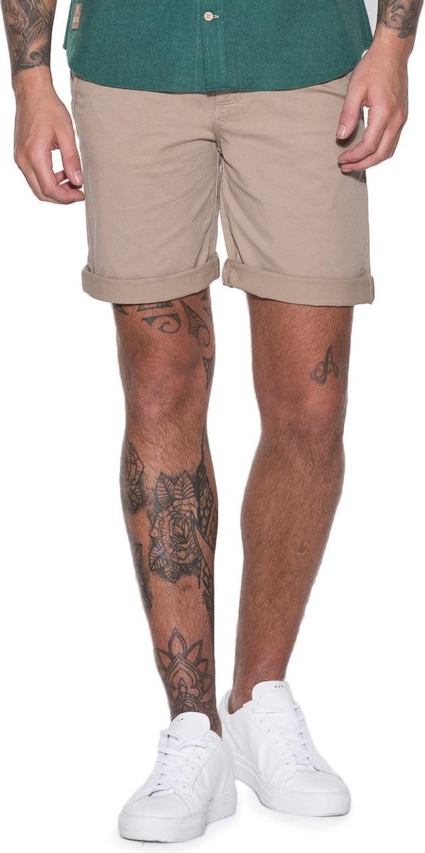 Victim Short Heren