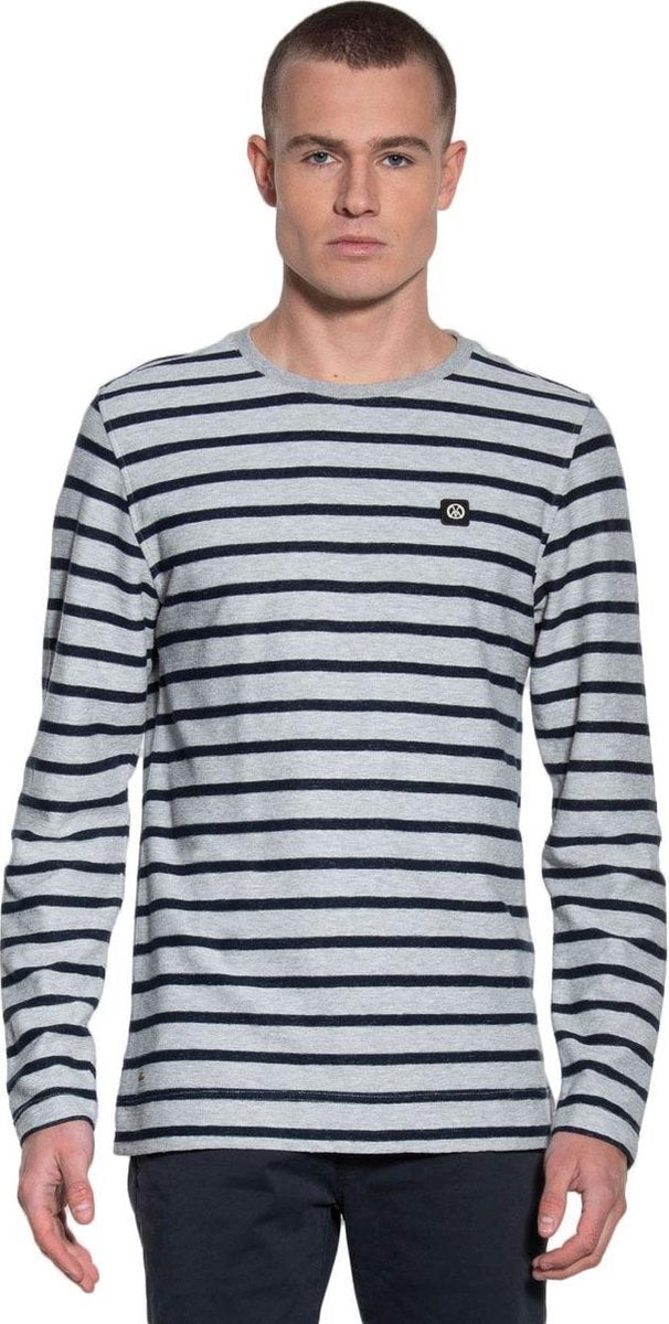Victim Sweater Heren