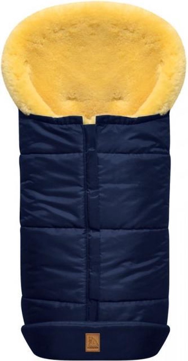 Voetenzak-Premium-lamsvacht-schapenvacht- kinderwagen- kleur marineblauw