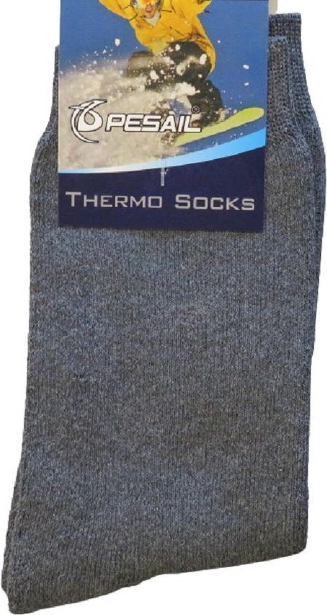 Thermo sokken Pesail. Twee paar grijs en twee paar donker grijs = €14.50. Maat 43-46.